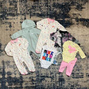 Nike 7 Piece Newborn Lot , EUC